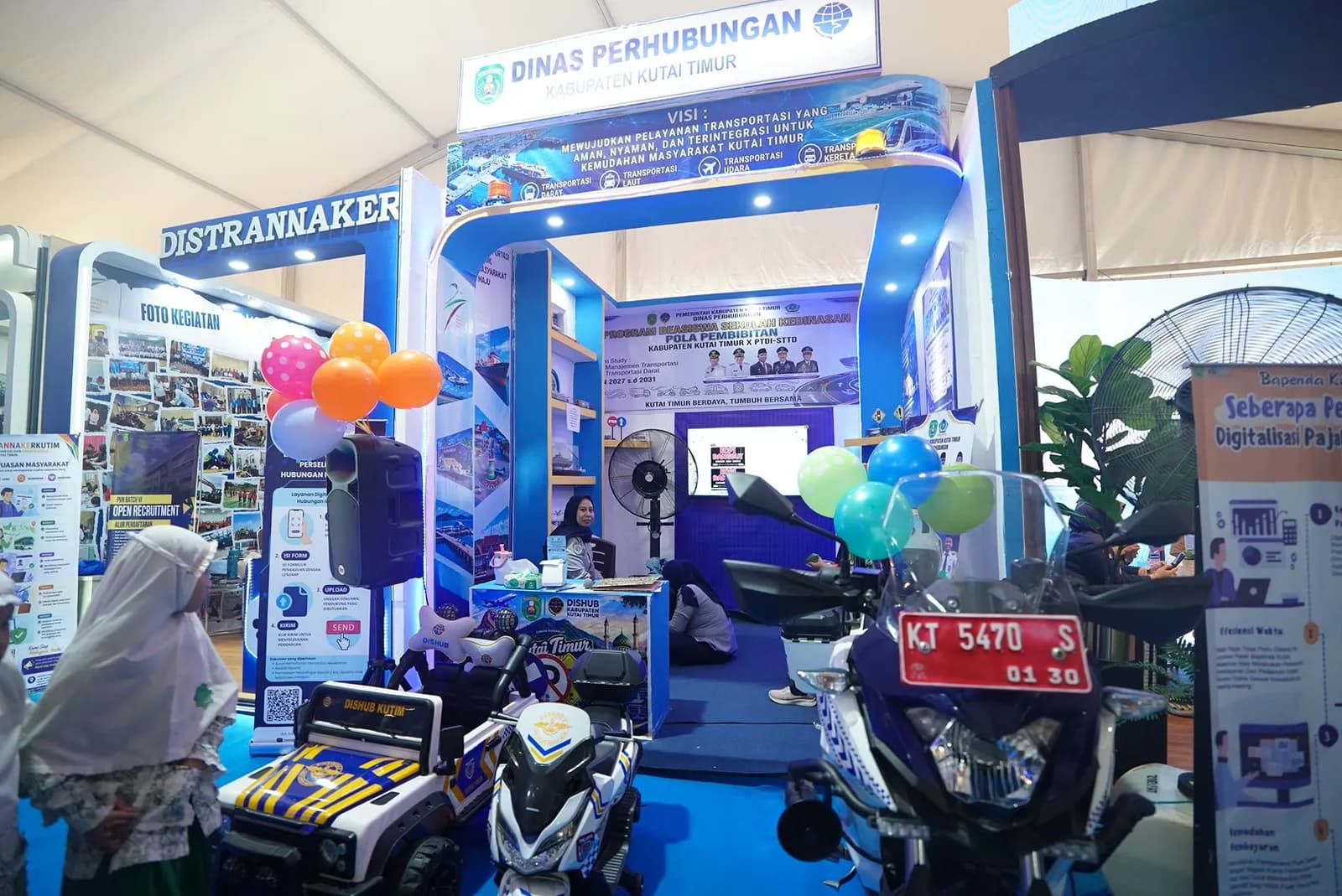 Dishub Kutim Kenalkan Layanan dan Keselamatan Transportasi di Expo