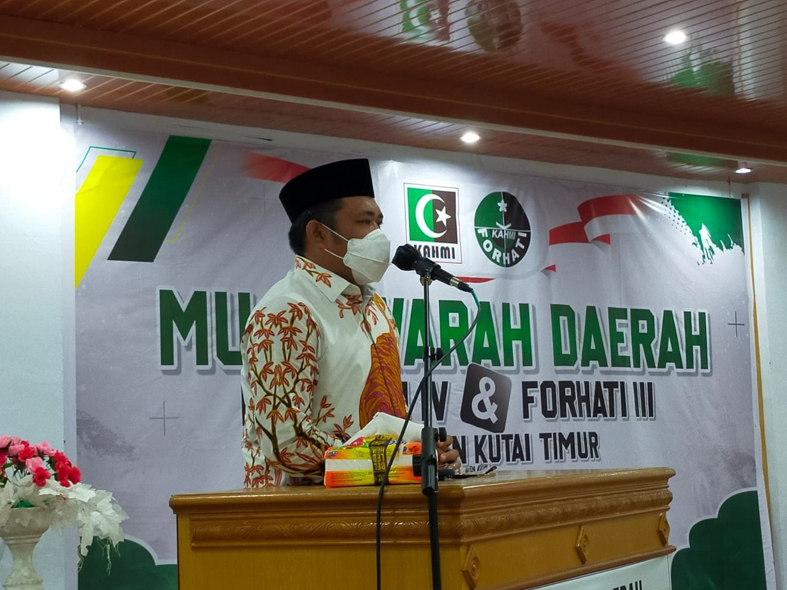 Kasmidi Bulang Pimpin MD KAHMI Kutim Sampai 2026
