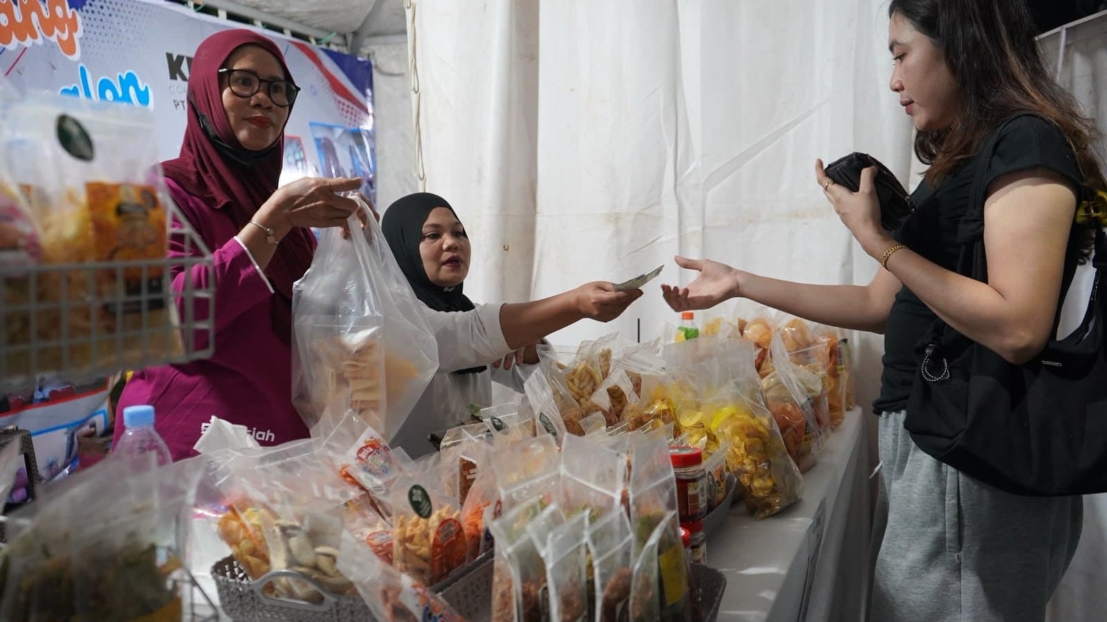 Festival Sekerat Nusantara Dongkrak Penjualan UMKM Lokal 