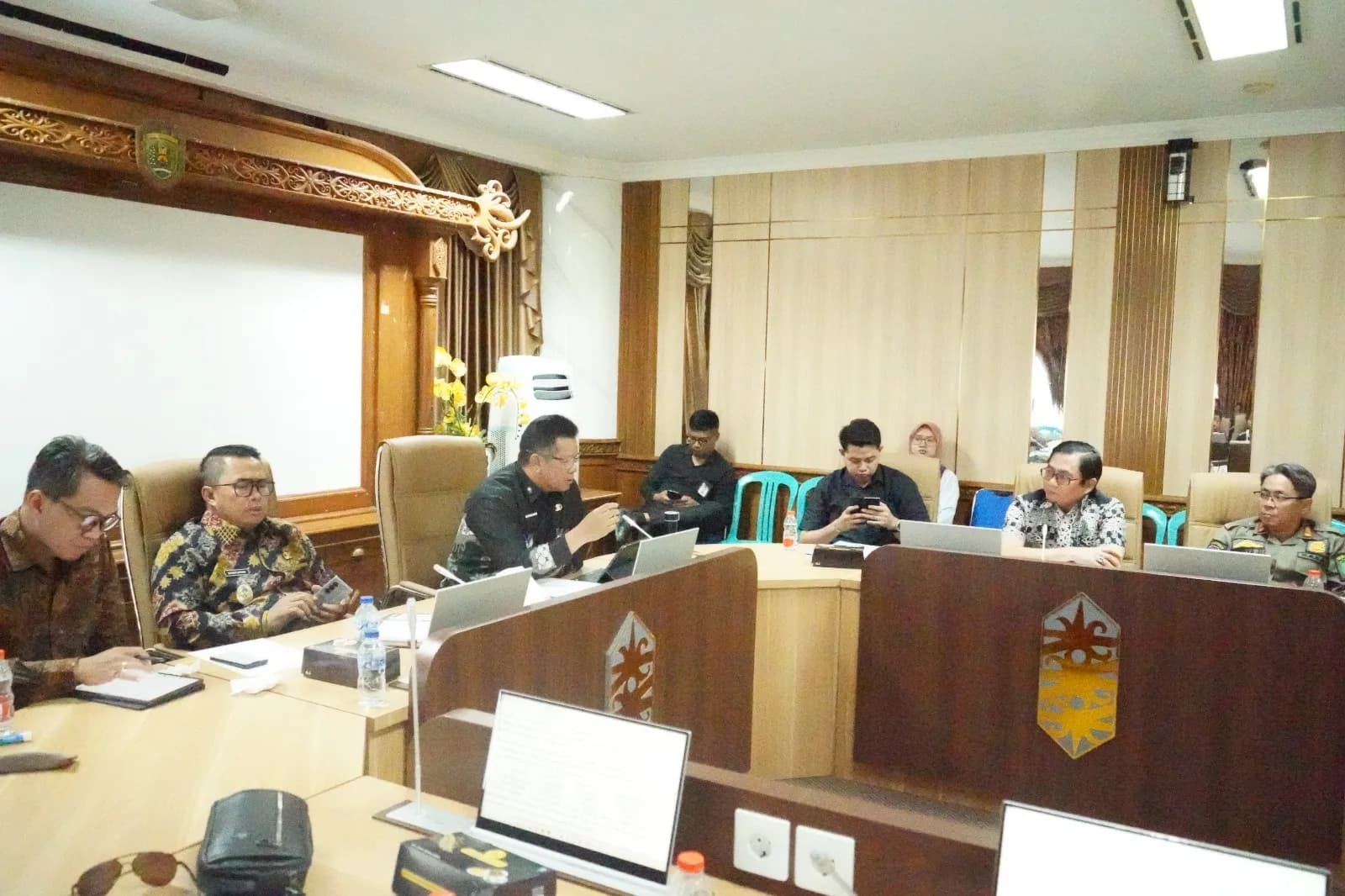 Pemkab Rapat Evaluasi SPBU, Tanggapi Keluhan Sopir Truk Kutim Soal Solar Langka