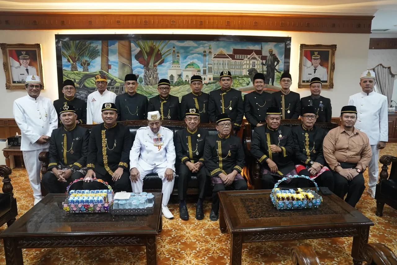 Pemkab Kutim dan Kesultanan Selaraskan Pemilihan Pemangku Adat