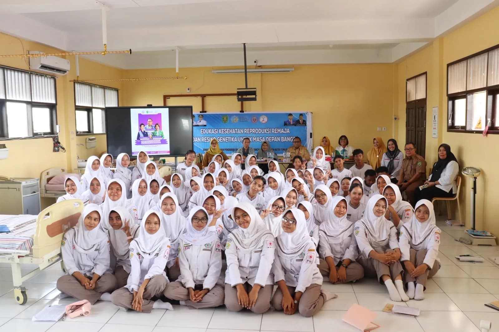 DPPKB Kutim Bekali 70 Siswa Pengetahuan Kesehatan Reproduksi