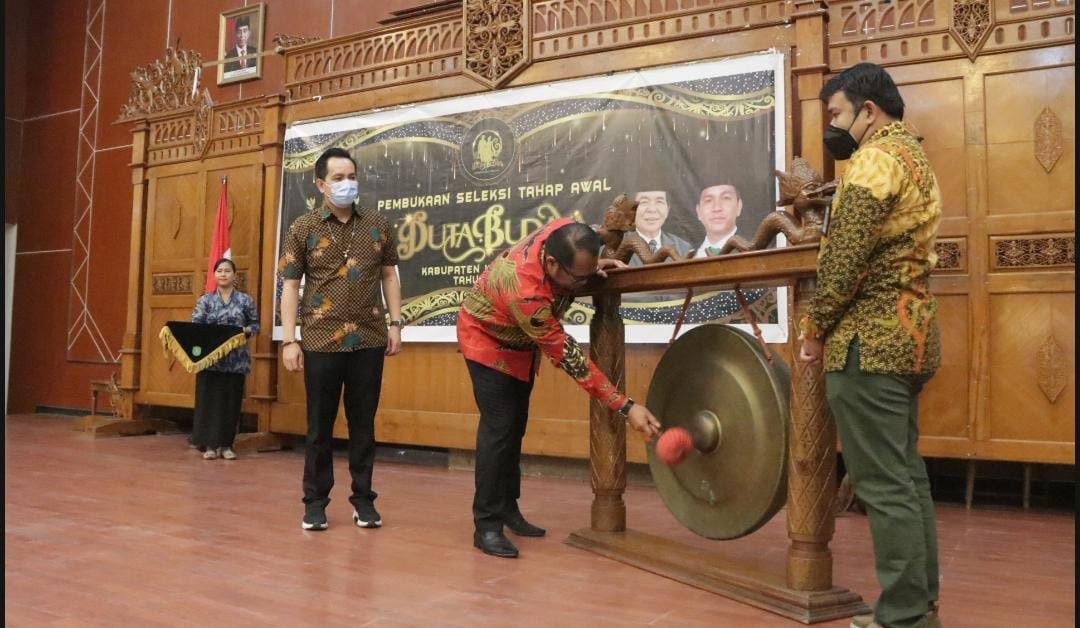 Seleksi Pemilihan Duta Budaya Kutim Dimulai - Kasmidi : Jangan Hanya Jadi Ajang Adu Tampan dan Pesona Fisik