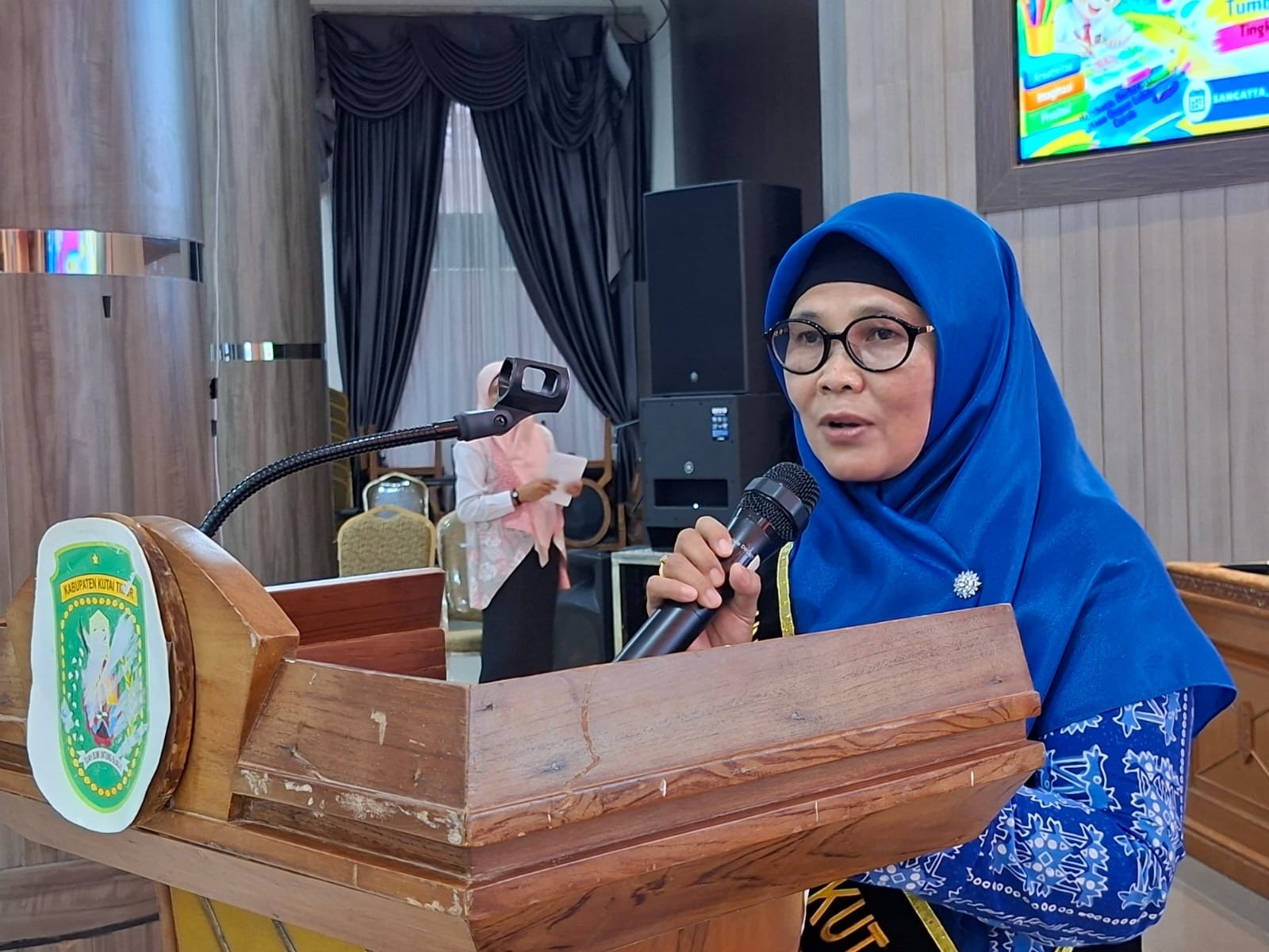 Siti Robiah Ajak Orang Tua Perluas Makna Literasi