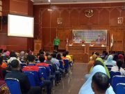 Perusahaan dan Karyawan “Dilatih” Saling Pengertian – Melalui Workshop Garapan Disnakertrans