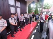 Pengiriman Logistik Pemilu Ke PPK di Kutim – Dapat Pengawalan Ketat Kepolisian