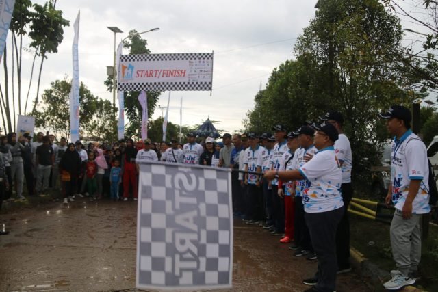 Hari BPR - BPRS Nasional di Kutim Gelar Fun Walk 2019 2019-07-15 at 17.24 (1)