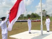 Upacara HUT Ke-74 RI di Kecamatan Juga Lancar