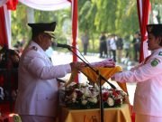 Bupati Kutim Jadi Irup HUT Ke-74 RI – Upacara Berlangsung Khidmat, Di Bukit Pelangi