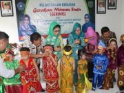 Program Gerimis Terus Digalakkan – Bunda PAUD Turun Langsung Bagikan Susu