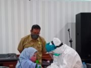 76 Pegawai Disdukcapil Kutim di Rapid Test – Permintaan Dinas, Untuk Pegawai Pelayanan Langsung
