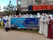 Peringatan Hardiknas Disdik Bagikan 1.050 Takjil Dijalan
