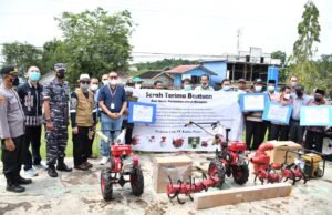 5 Desa di Bengalon Terima CSR KPC – Program Pemulihan Pascabanjir