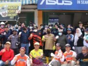 Pasca Banjir, ASN dan TK2D Kompak Gotong-Royong Bersihkan Jalan Yos Sudarso