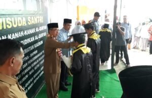 Bupati Kutim Wisuda 137 Lulusan TKA/TPA Kaubun