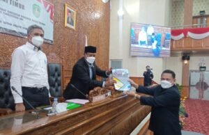 Tujuh Fraksi Sepakat Lanjutkan Pembahasan Raperda Menjadi Perda Keuangan Daerah