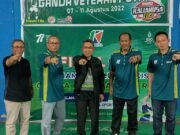 Meriahkan HUT RI, Bupati Kutim Menang Dua Kali Adu Skill Badminton