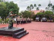 Wujud Sinergi, Dandim 0909/KTM Pimpin Apel di Mapolres Kutim