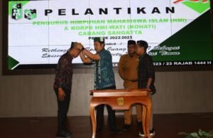 HMI dan Kohati Sangatta Dilantik, Diminta Jadi Mitra Terdepan Pemerintah