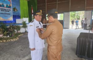 Camat Sandaran Dikukuhkan – Ardiansyah Ingatkan Harus Beri Pelayanan Terbaik
