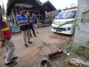 Respon Keluhan Pelanggan, Dirut Perumdam TTB Kutim Cek Lapangan – Instruksikan Staf Segera Tangani Area Bermasalah