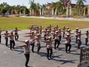 Peragakan Baris-Berbaris, Pocil Binaan Polres Kutim Tampil Atraktif di Hero Days