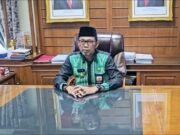 Hari Batik Nasional, Pjs Bupati Kutim Tampil Elegan dengan Batik Kutai