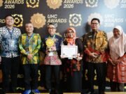 Capaian 95 Persen Jaminan Kesehatan, Pemkab Kutim Raih UHC Award