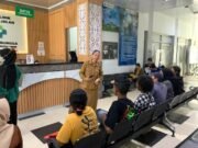 Menunggu Layanan, Pengunjung RSUD Kudungga Dikenalkan Hak Anak