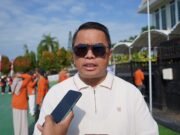 Mahyunadi Tegaskan Sekolah Tak Boleh Wajibkan Siswa Beli Seragam di Koperasi