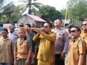 Mahyunadi Ajak Generasi Muda Desa Baay Lestarikan Olahraga Tradisional