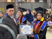 STIPER Kutai Timur Wisuda 65 Sarjana, Tujuh Lulusan Raih Cum Laude