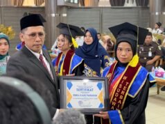 STIPER Kutai Timur Wisuda 65 Sarjana, Tujuh Lulusan Raih Cum Laude